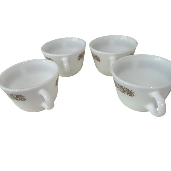 Pyrex Woodland Brown 4 Milk Glass Coffee Mugs 1978- 1983 Vintage Kitschy Collect - Picture 2 of 9